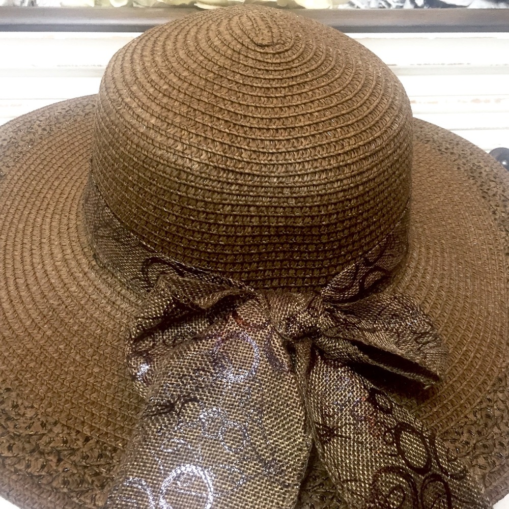 Beach Baby!  'Wear are you?' Floppy Sun Hat...
